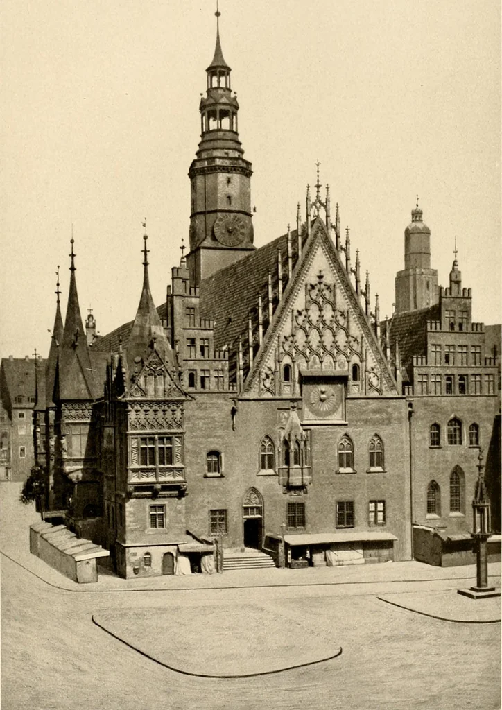 An illustration from Deutsche Baukunst des Mittelalters und der Renaissance = old German architecture, 1922, leaf 142