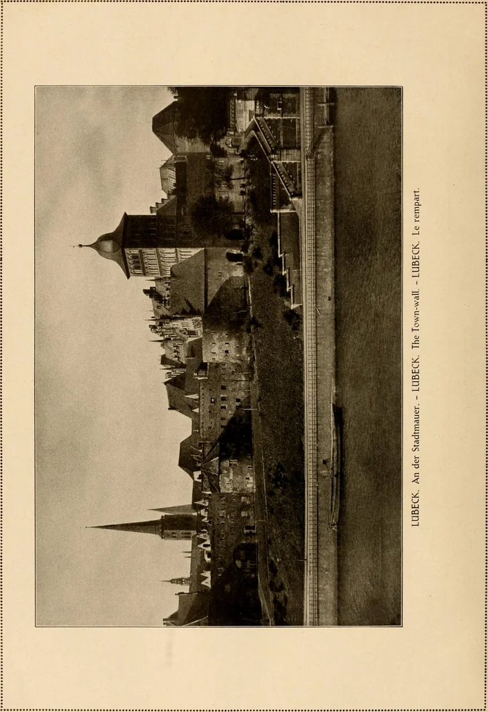 An illustration from Deutsche Baukunst des Mittelalters und der Renaissance = old German architecture, 1922, leaf 159