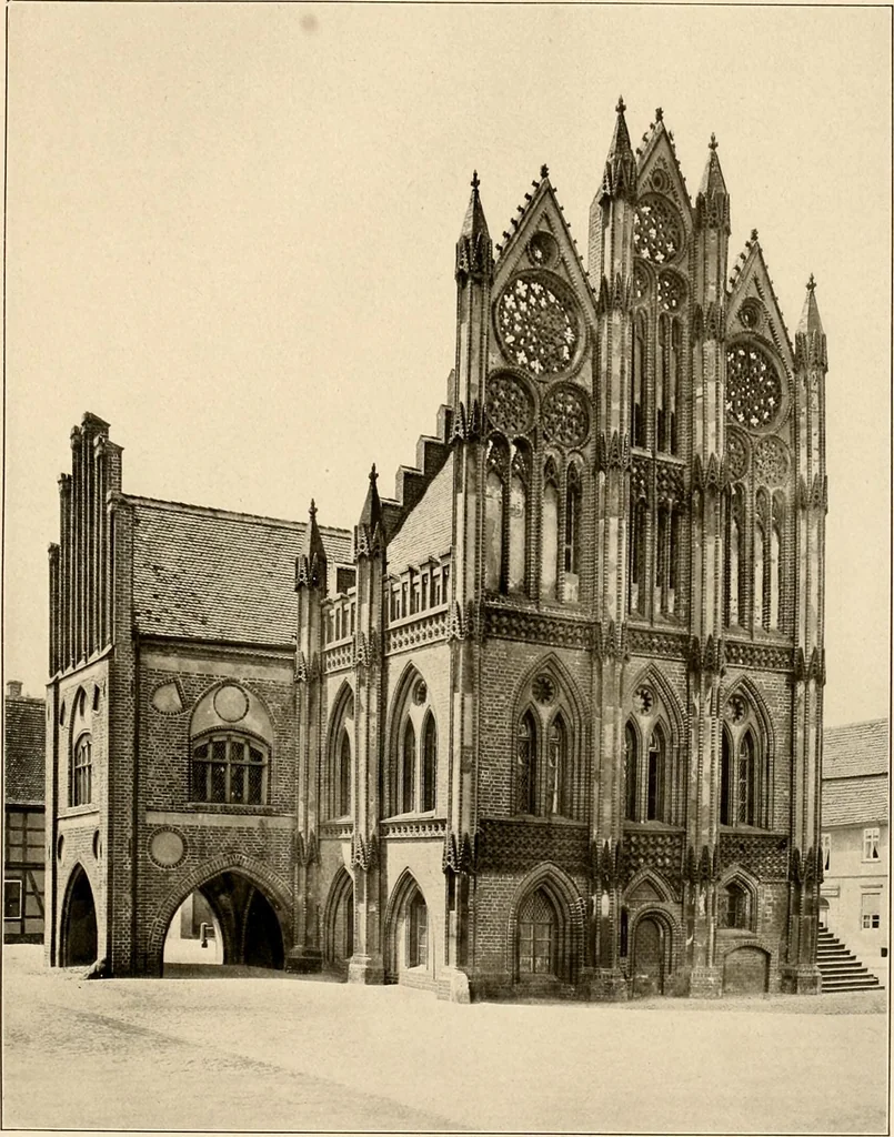 An illustration from Deutsche Baukunst des Mittelalters und der Renaissance = old German architecture, 1922, leaf 178