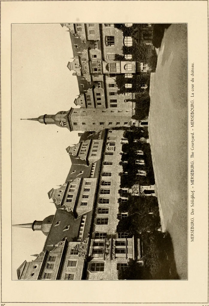 An illustration from Deutsche Baukunst des Mittelalters und der Renaissance = old German architecture, 1922, leaf 184