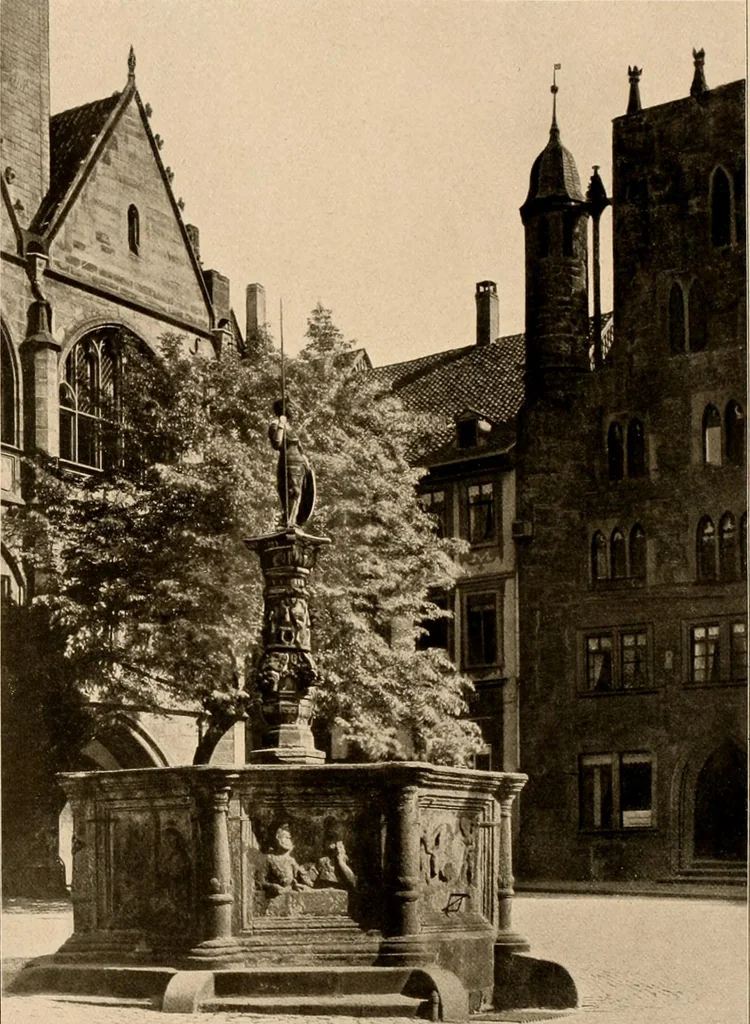 An illustration from Deutsche Baukunst des Mittelalters und der Renaissance = old German architecture, 1922, leaf 191