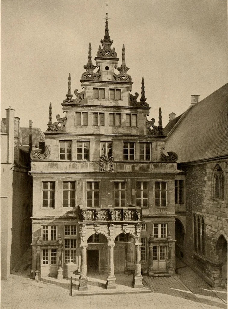 An illustration from Deutsche Baukunst des Mittelalters und der Renaissance = old German architecture, 1922, leaf 215