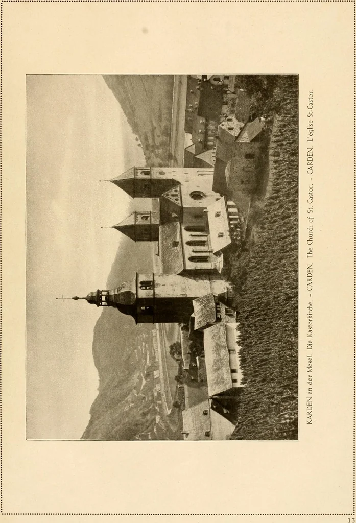 An illustration from Deutsche Baukunst des Mittelalters und der Renaissance = old German architecture, 1922, leaf 34