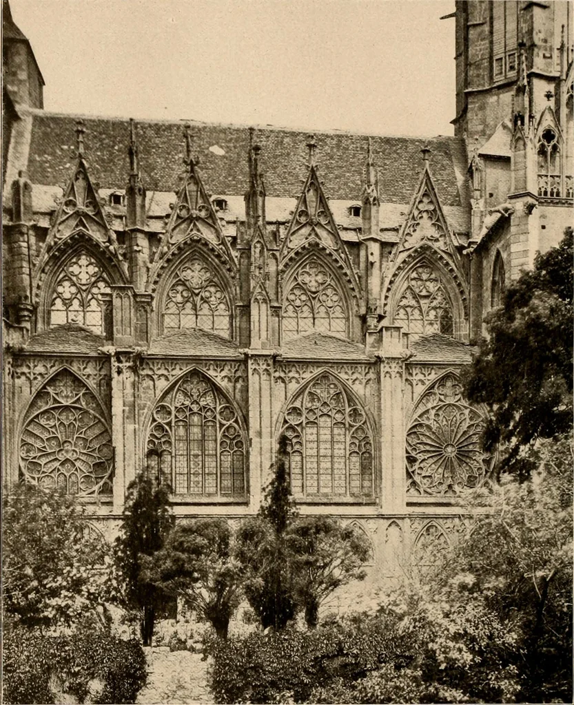 An illustration from Deutsche Baukunst des Mittelalters und der Renaissance = old German architecture, 1922, leaf 65