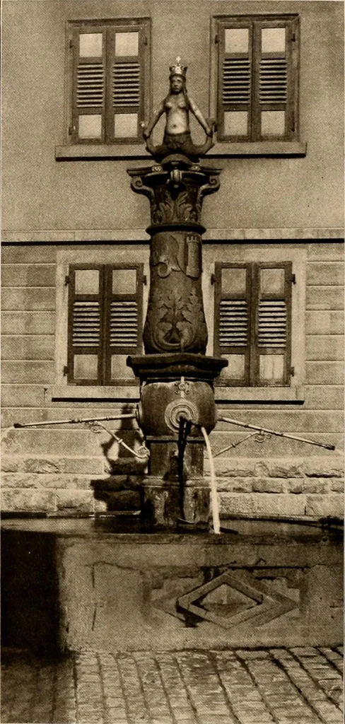 An illustration from Deutsche Baukunst des Mittelalters und der Renaissance = old German architecture, 1922, leaf 91