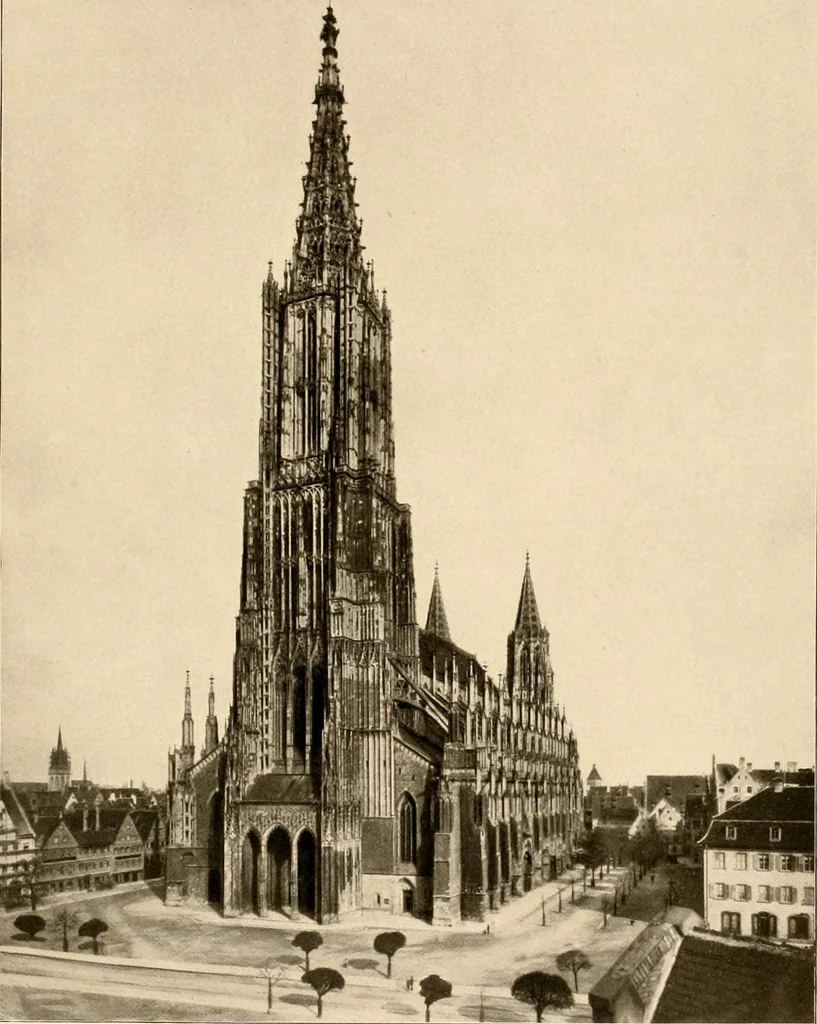 An illustration from Deutsche Baukunst des Mittelalters und der Renaissance = old German architecture, 1922, leaf 92