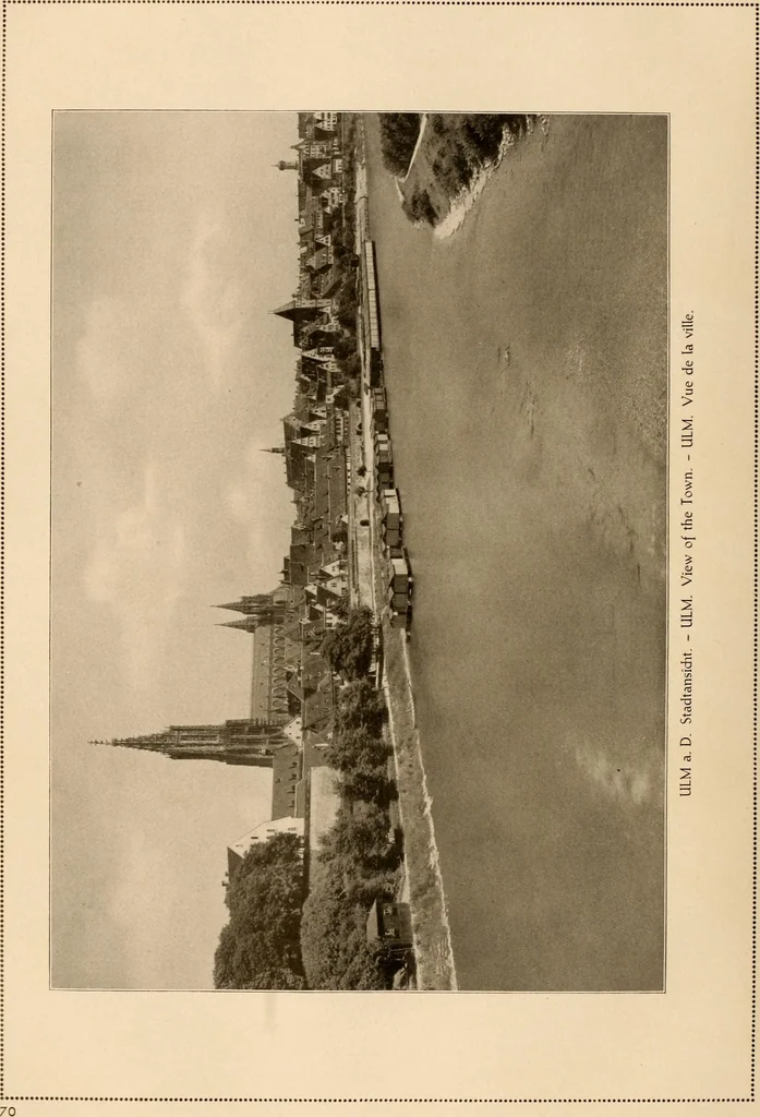 An illustration from Deutsche Baukunst des Mittelalters und der Renaissance = old German architecture, 1922, leaf 95