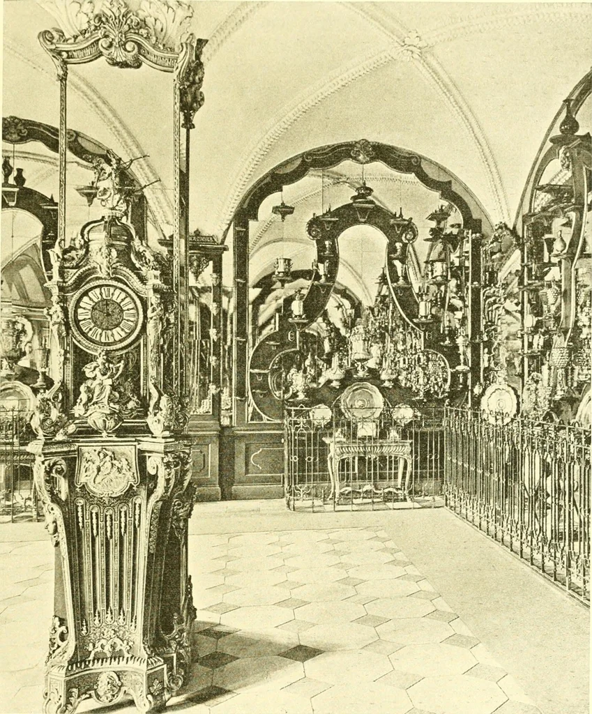An illustration from Deutsche Museen; Entstehung und Kulturgeschichtliche Bedeutung unserer öffentlichen Kunstsammlungen, 1913, leaf 40