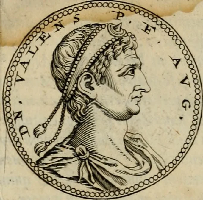An illustration from De vita et moribus imperatorum Romanorum: excerpta ex libris Sexti Aurelii Victoris, à Caesare Augusto usque ad Theodosium imperatorem. Andreas Schottus compositis tribus M.SS. cum Vett. vulgatis emendabat; scholiis & veris iconibus ex antiquis numismatis delineatis illustrabat. Quibus accesserunt & Eliae Vineti notae, 1669, leaf 119