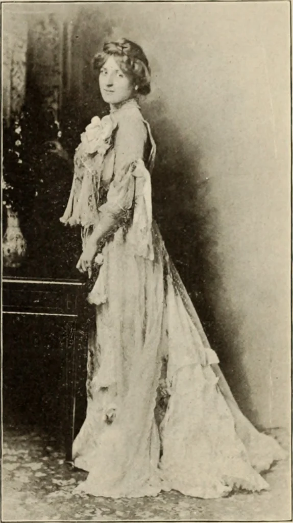 An illustration from Style (1904), 1904, leaf 1282