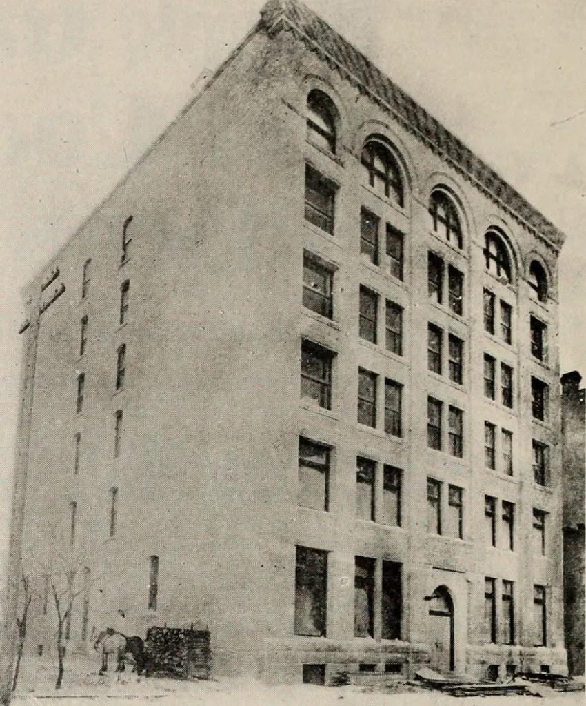 An illustration from Style (1904), 1904, leaf 193