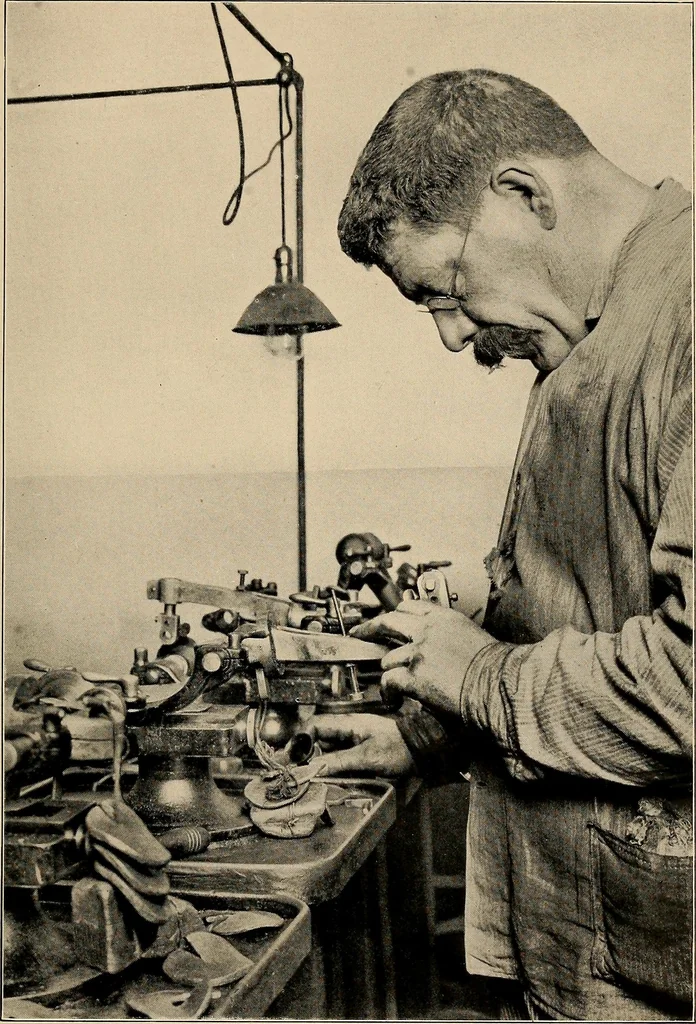 An illustration from Diamonds, pearls and precious stones;, 1913, leaf 41