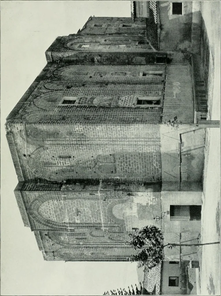 An illustration from A dictionary of architecture and building; biographical, historical and descriptive, 1901, leaf 305