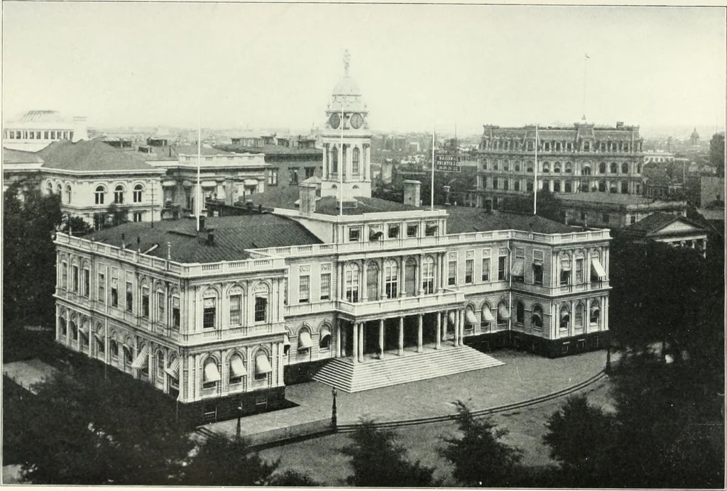 An illustration from A dictionary of architecture and building; biographical, historical and descriptive, 1901, leaf 353
