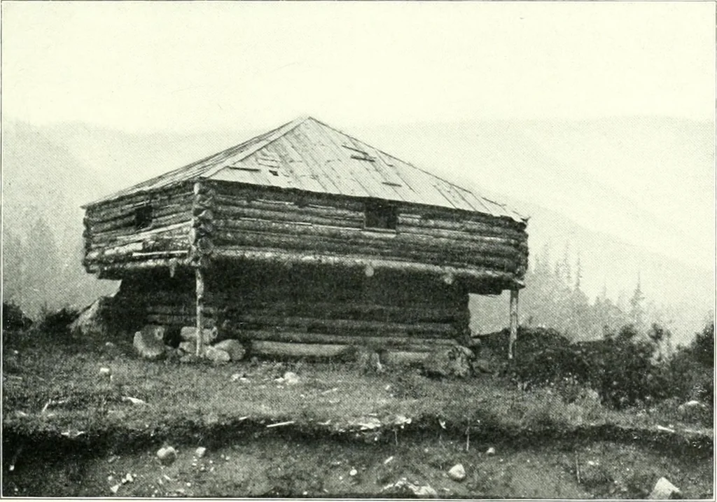 An illustration from A dictionary of architecture and building : biographical, historical, and descriptive, 1902, leaf 186