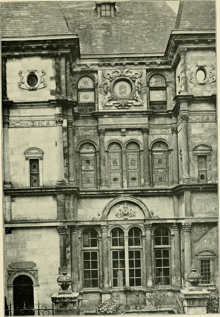 An illustration from A dictionary of architecture and building : biographical, historical, and descriptive, 1902, leaf 231