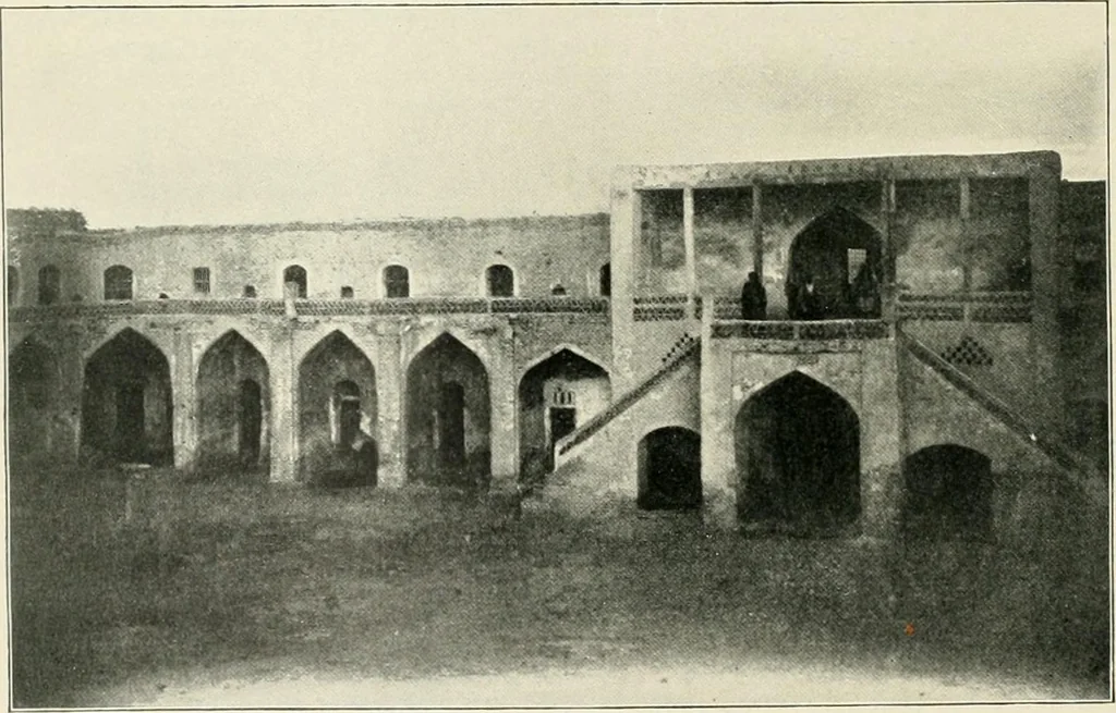 An illustration from A dictionary of architecture and building : biographical, historical, and descriptive, 1902, leaf 402