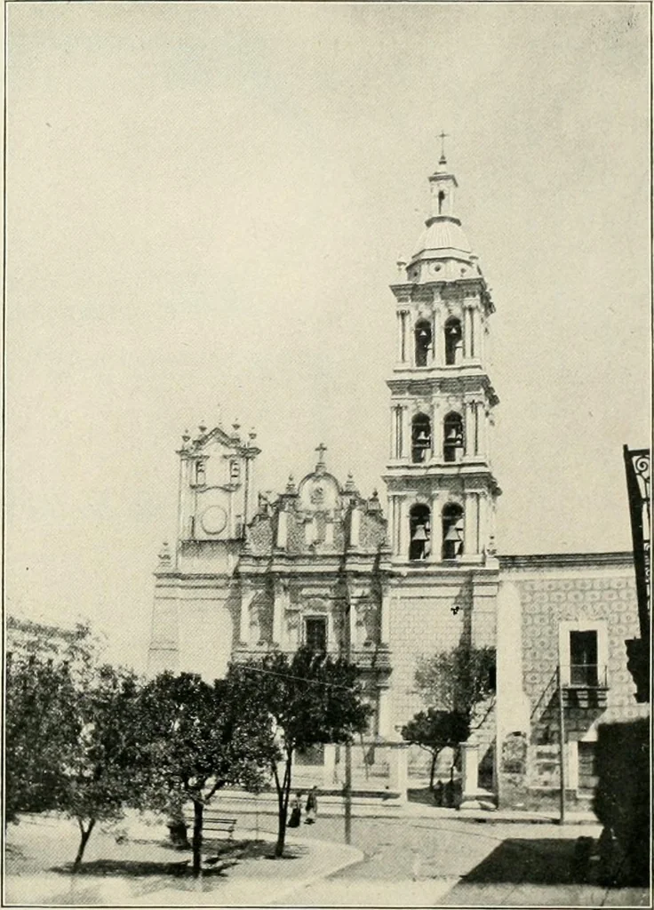 An illustration from A dictionary of architecture and building : biographical, historical, and descriptive, 1902, leaf 524