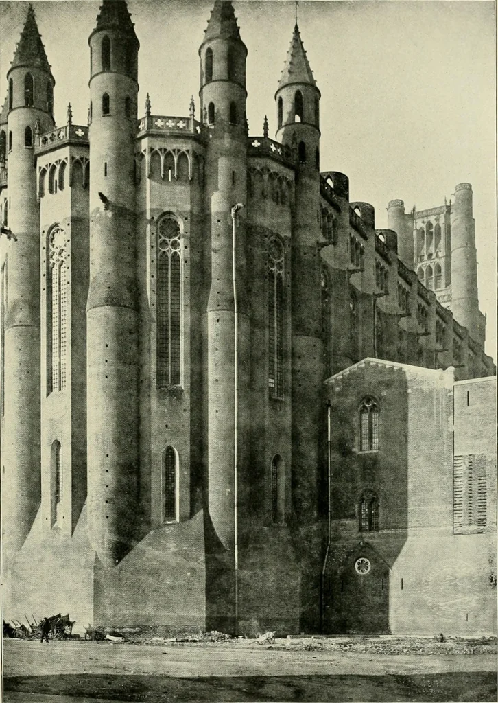 An illustration from A dictionary of architecture and building : biographical, historical, and descriptive, 1902, leaf 77