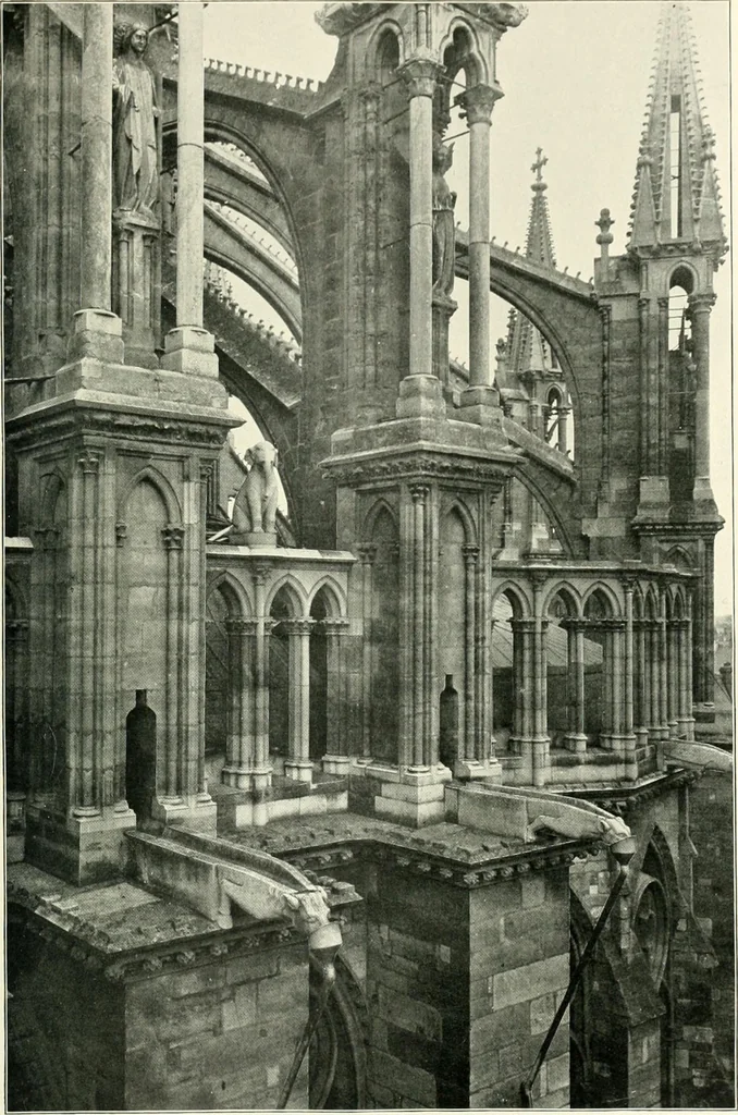 An illustration from A dictionary of architecture and building : biographical, historical, and descriptive, 1902, leaf 104