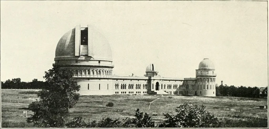 An illustration from A dictionary of architecture and building : biographical, historical, and descriptive, 1902, leaf 33