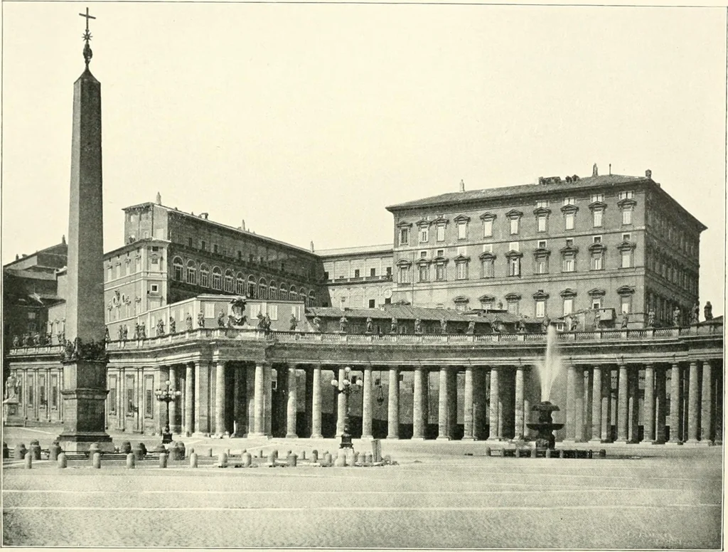 An illustration from A dictionary of architecture and building : biographical, historical, and descriptive, 1902, leaf 553