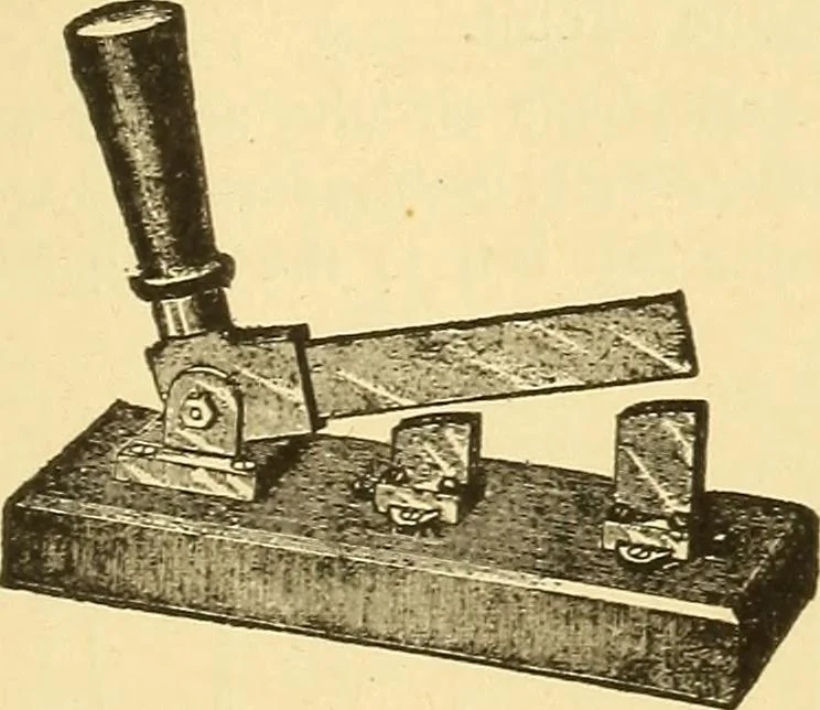An illustration from A dictionary of electrical words, terms and phrases, 1898, leaf 509