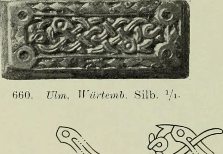 An illustration from Die altgermanische thierornamentik; typologische studie über germanische metallgegenstände aus dem IV. bis IX. jahrhundert, nebst einer studie über irische ornamentik, 1904, leaf 323