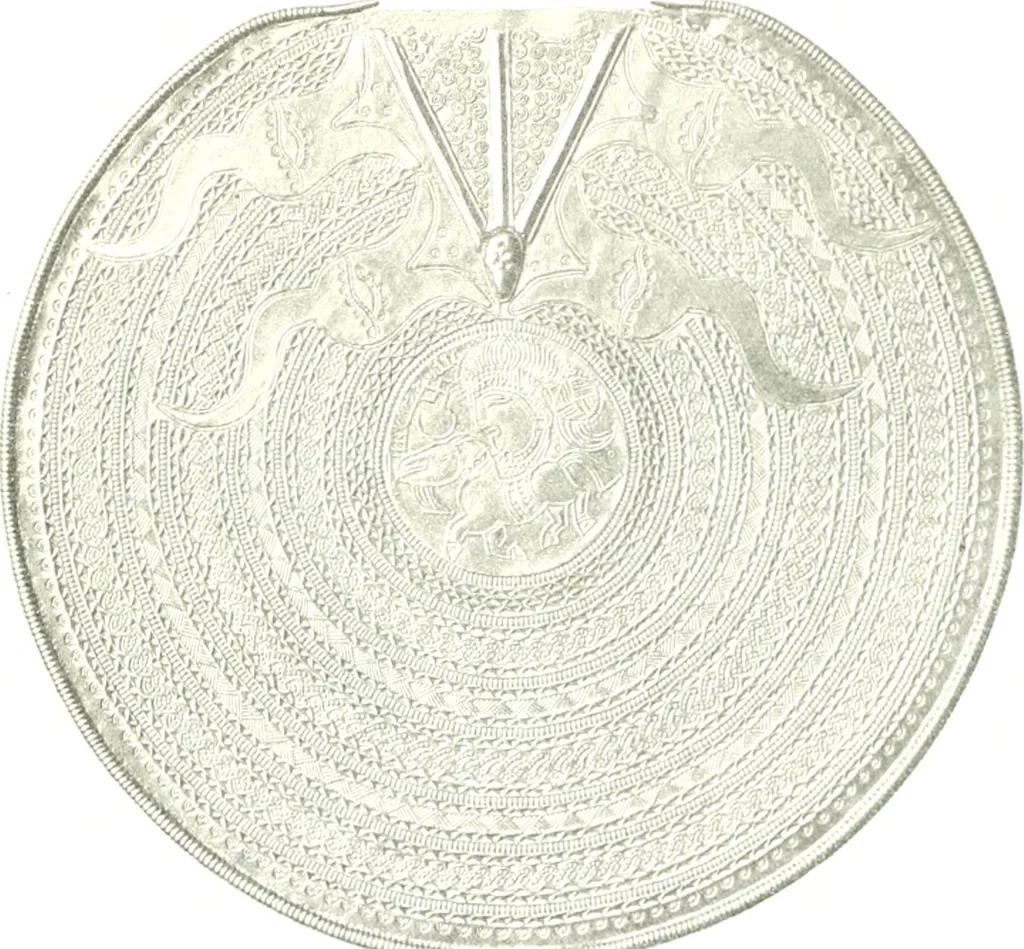 An illustration from Die altgermanische Thierornamentik : typologische Studie über germanische Metallgegenstände aus dem IV. bis IX. Jahrhundert, nebst einer Studie über irische Ornamentik, 1904, leaf 240