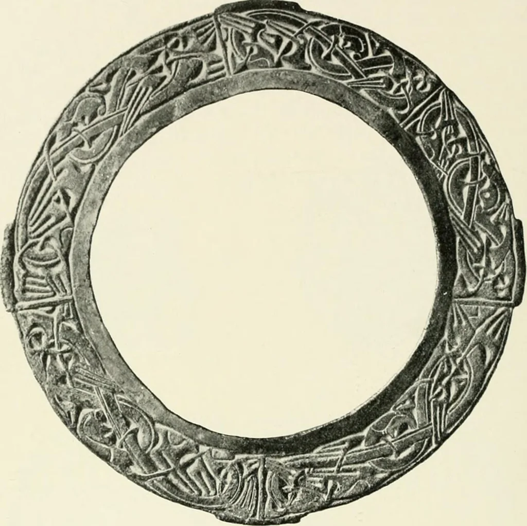 An illustration from Die altgermanische Thierornamentik : typologische Studie über germanische Metallgegenstände aus dem IV. bis IX. Jahrhundert, nebst einer Studie über irische Ornamentik, 1904, leaf 303