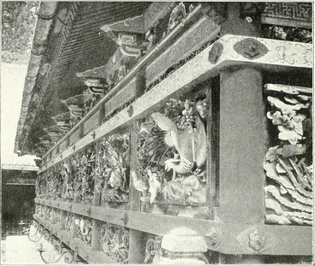 An illustration from Die Architektur der Kultbauten Japans, 1907, leaf 112