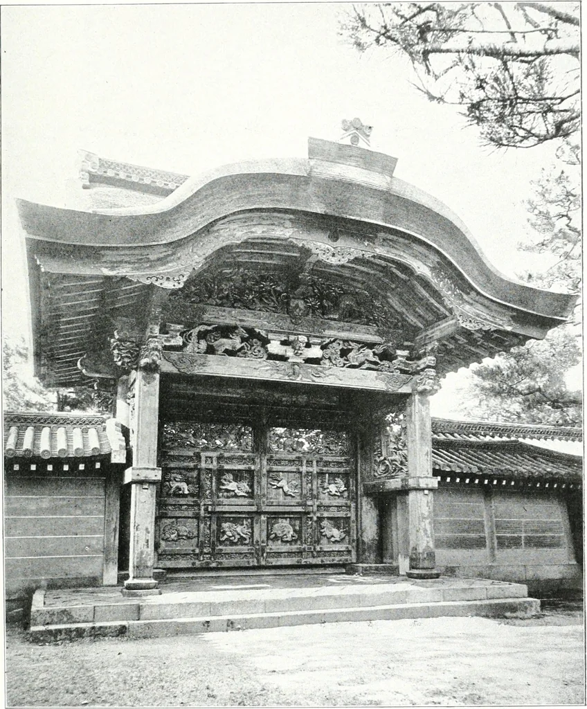 An illustration from Die Architektur der Kultbauten Japans, 1907, leaf 145
