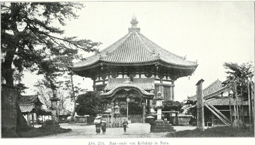 An illustration from Die Architektur der Kultbauten Japans, 1907, leaf 183