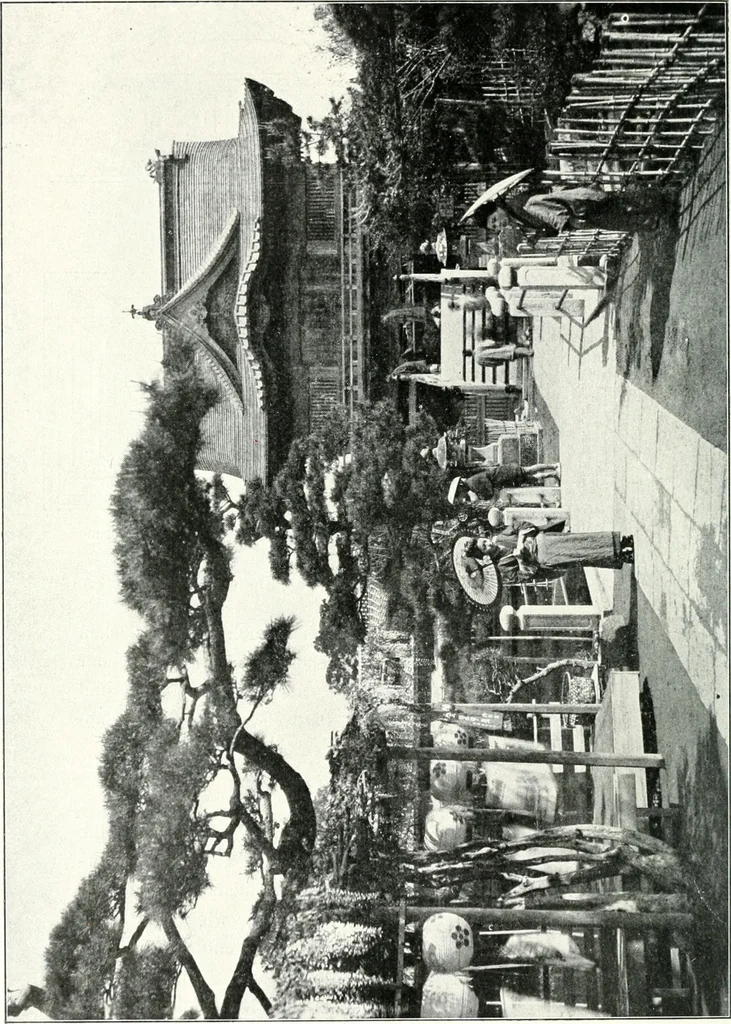 An illustration from Die Architektur der Kultbauten Japans, 1907, leaf 266