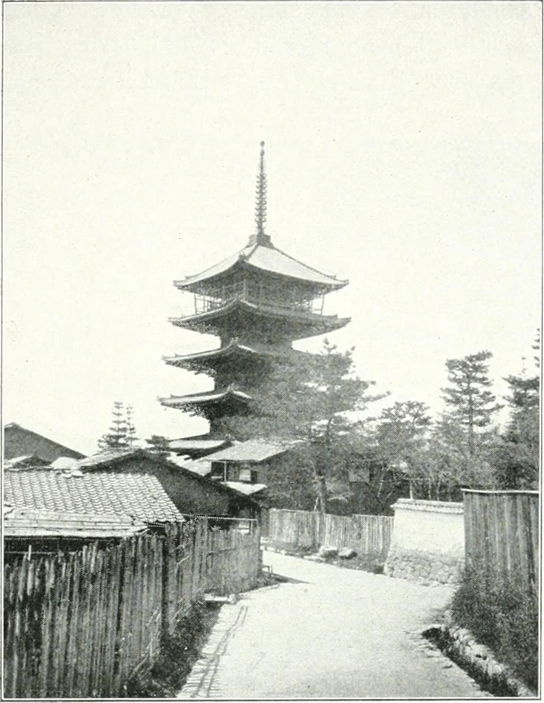 An illustration from Die Architektur der Kultbauten Japans, 1907, leaf 315