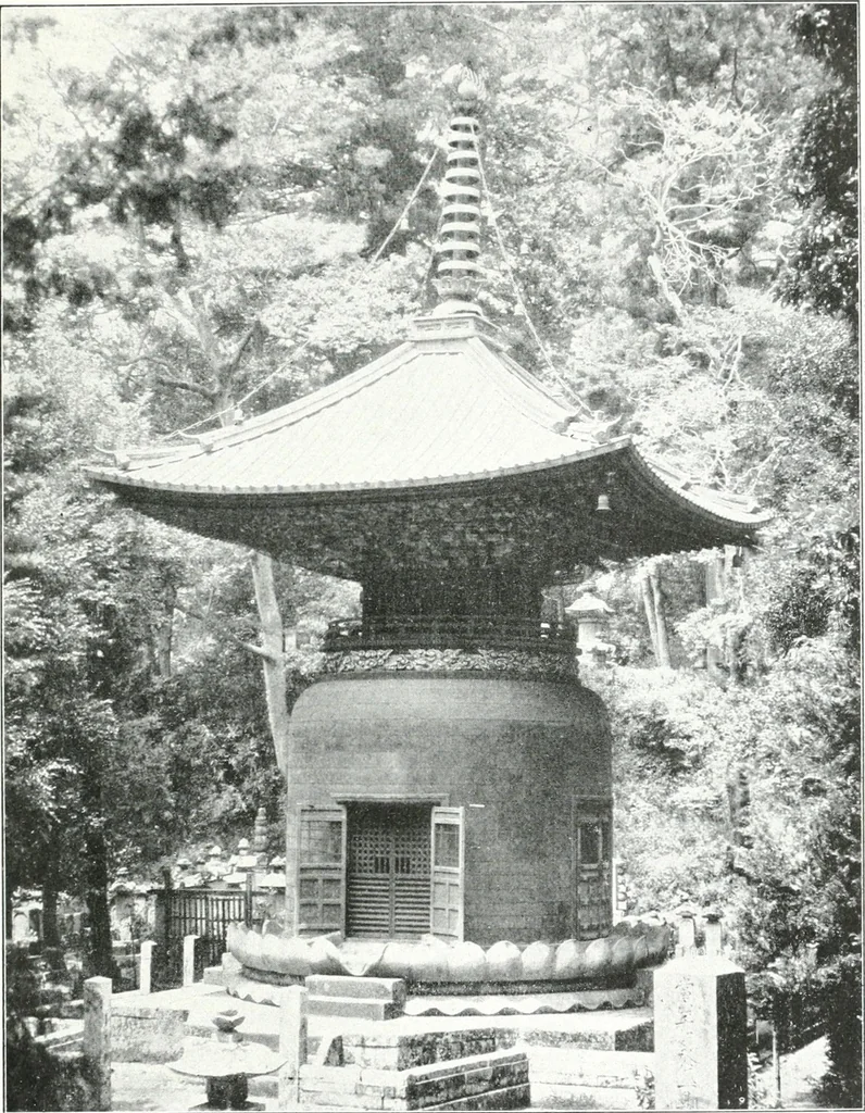 An illustration from Die Architektur der Kultbauten Japans, 1907, leaf 353