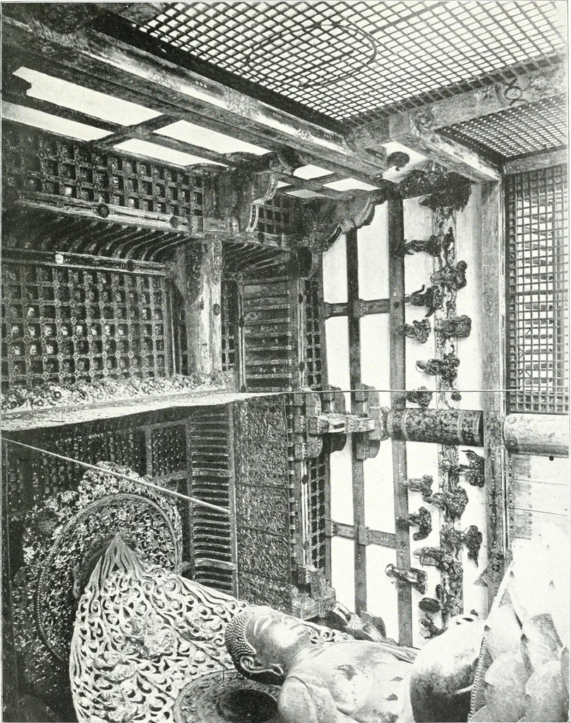 An illustration from Die Architektur der Kultbauten Japans, 1907, leaf 73