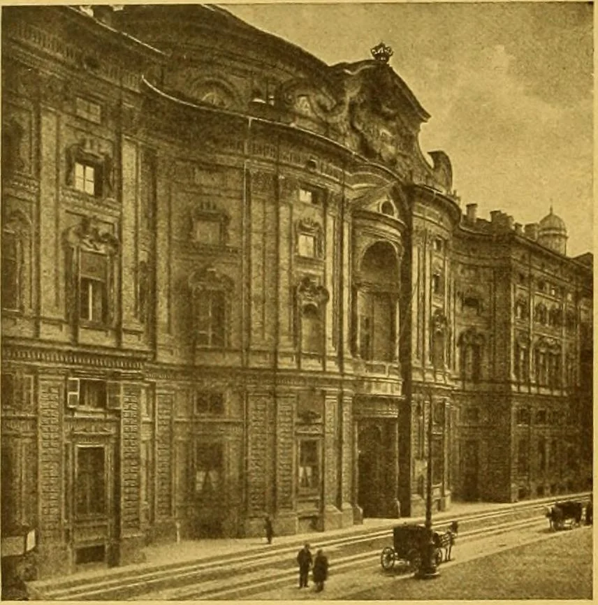 An illustration from Die baukunst des 17. und 18. Jahrhunderts, 1919, leaf 153