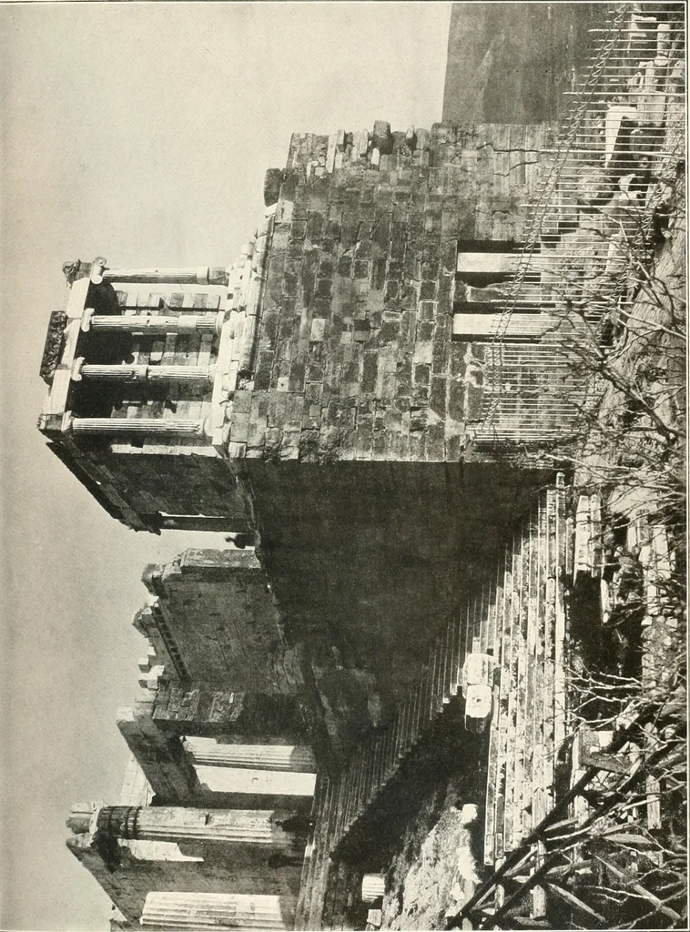 An illustration from Die Baukunst des Altertums, 1910, leaf 119