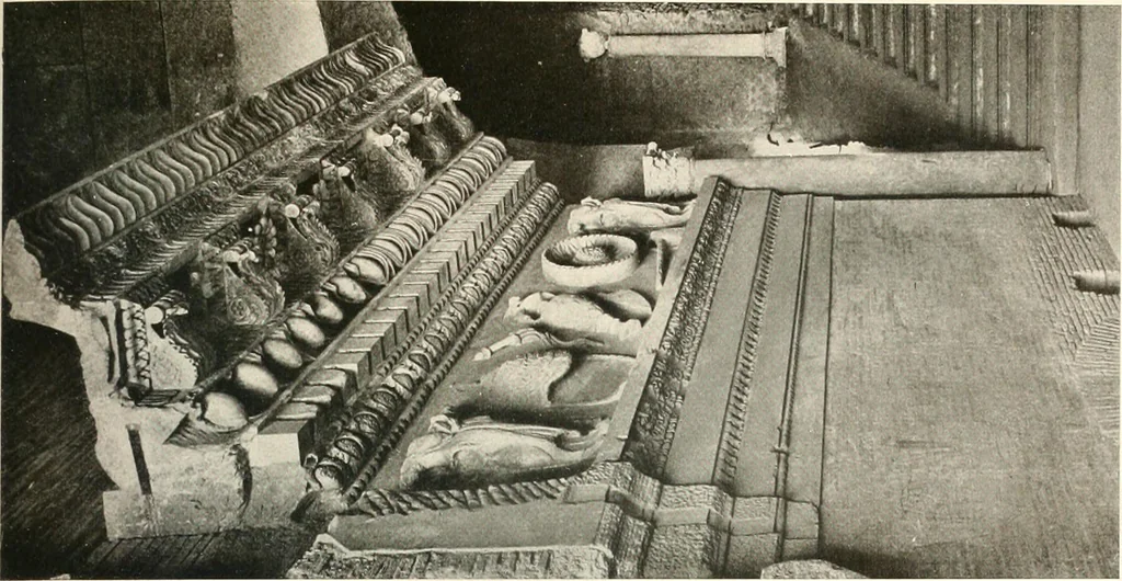 An illustration from Die Baukunst des Altertums, 1910, leaf 227