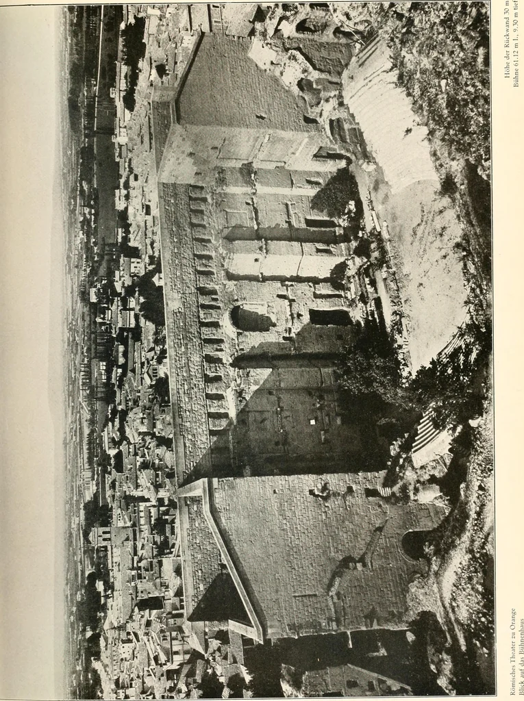 An illustration from Die Baukunst des Altertums, 1910, leaf 259