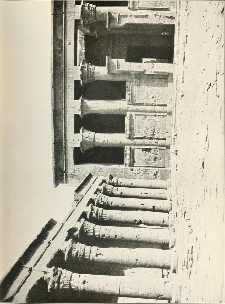 An illustration from Die Baukunst des Altertums, 1910, leaf 97