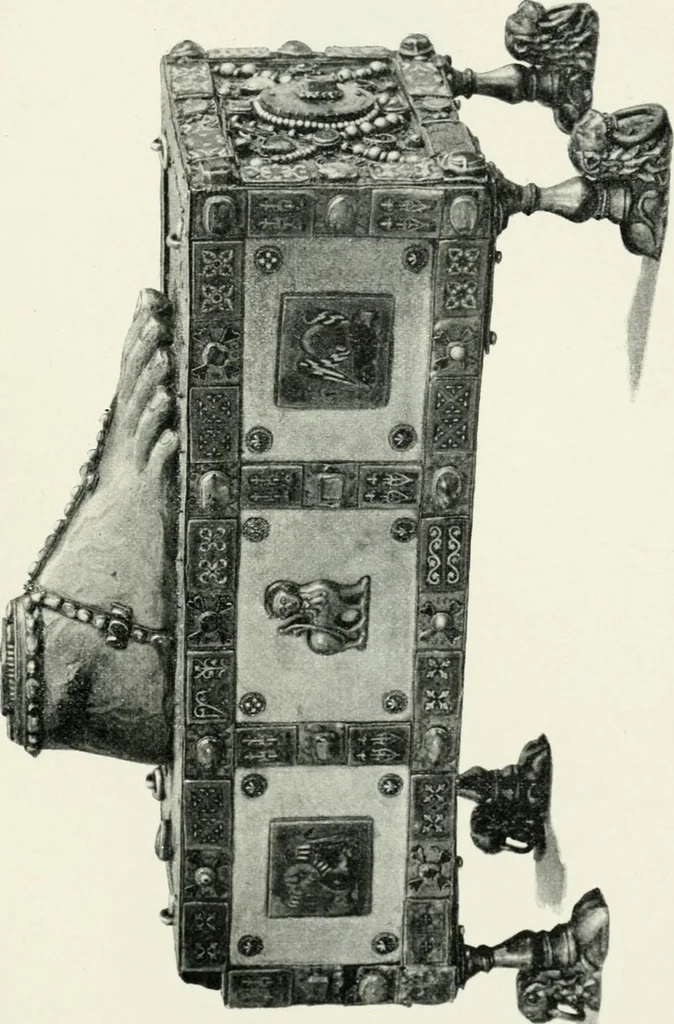 An illustration from Die byzantinischen Zellenschmelze der Sammlung Alex. von Swenigorodskoï und das darüber veröffentlichte Prachtwerk. Archäologisch-kunstgeschichtliche Studie, 1896, leaf 471