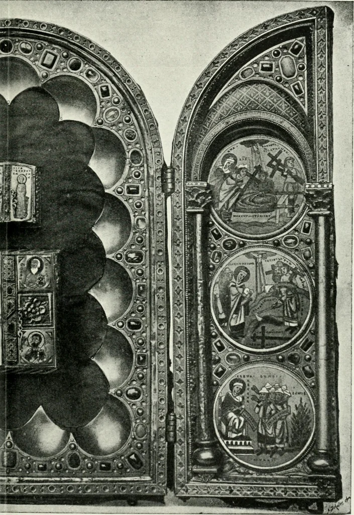 An illustration from Die byzantinischen Zellenschmelze der Sammlung Alex. von Swenigorodskoï und das darüber veröffentlichte Prachtwerk. Archäologisch-kunstgeschichtliche Studie, 1896, leaf 487