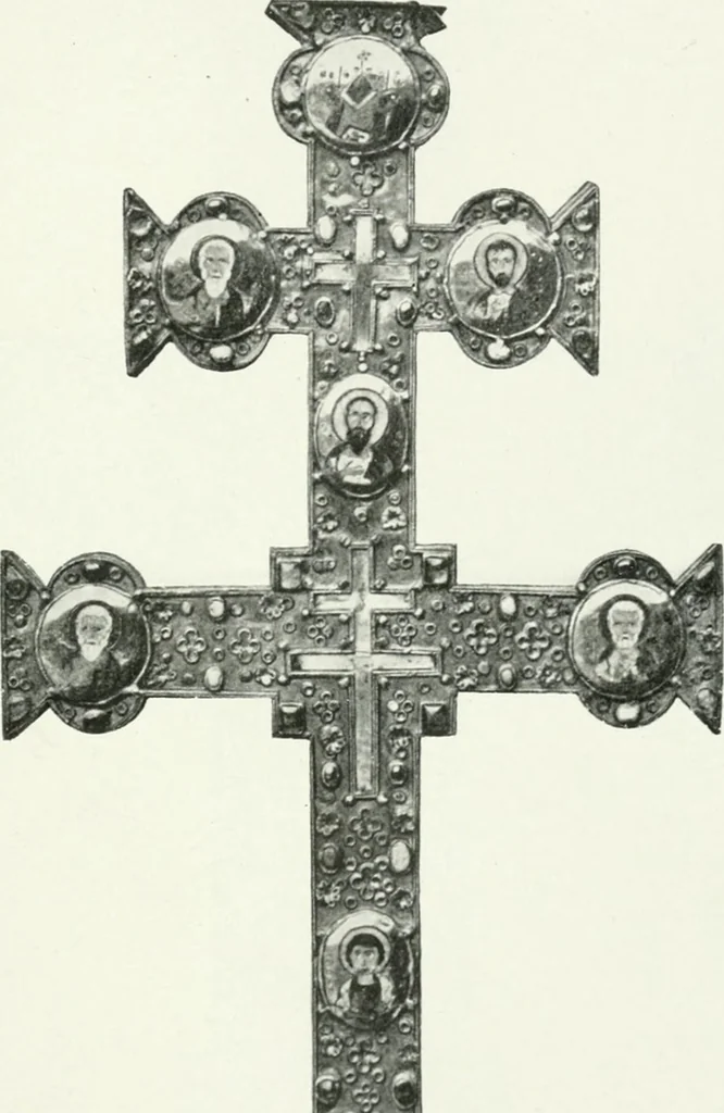 An illustration from Die byzantinischen Zellenschmelze der Sammlung Alex. von Swenigorodskoï und das darüber veröffentlichte Prachtwerk. Archäologisch-kunstgeschichtliche Studie, 1896, leaf 505