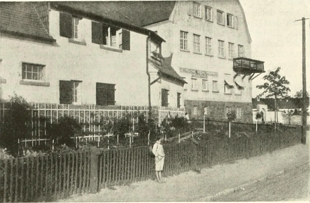 An illustration from Die Gartenkunst, 1899, leaf 559