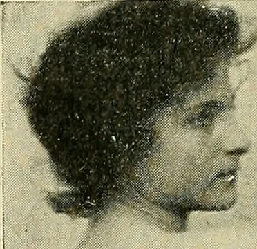 An illustration from Die Kultur des weiblichen Körpers als Grundlage der Frauenkleidung, 1902, leaf 85