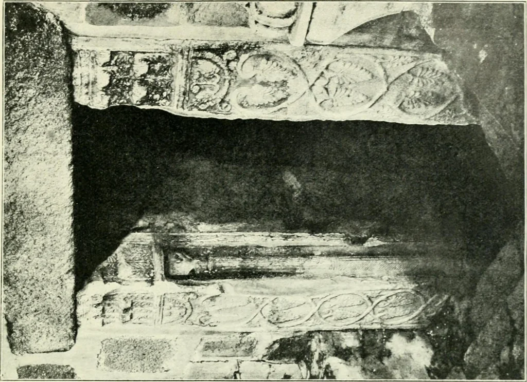 An illustration from Die älteste Kunst, insbesondere di Baukunst, der Germanen, 1909, leaf 259