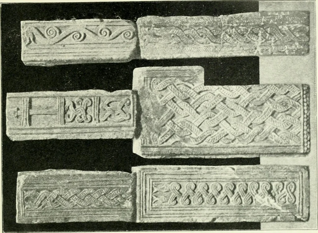 An illustration from Die älteste Kunst, insbesondere di Baukunst, der Germanen, 1909, leaf 329