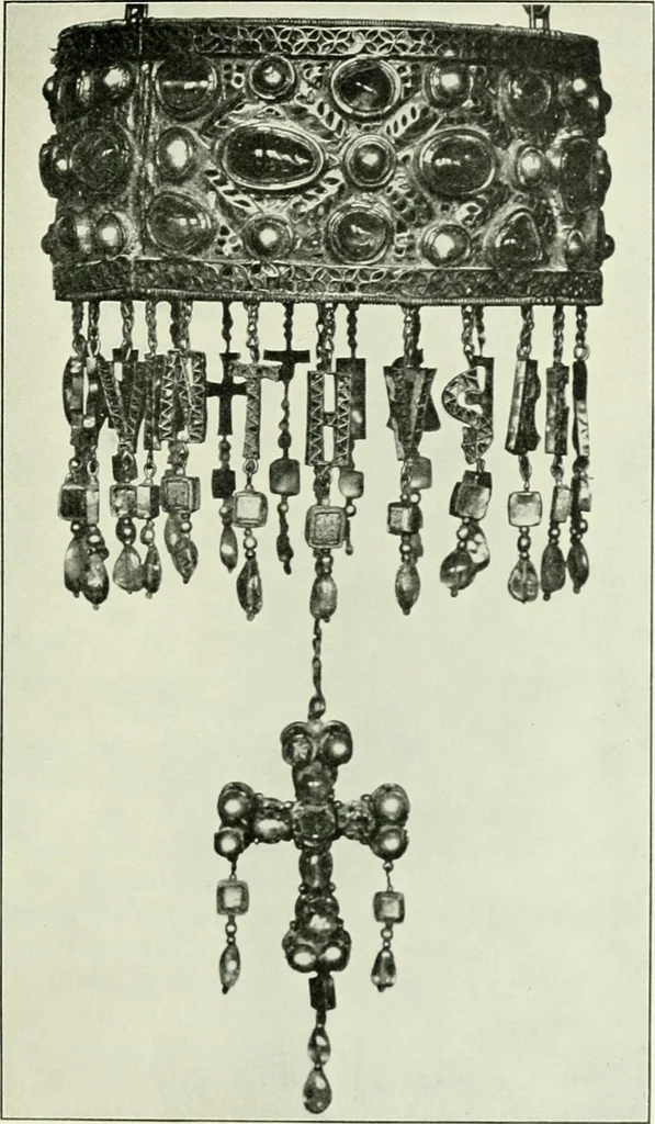 An illustration from Die älteste Kunst, insbesondere di Baukunst, der Germanen, 1909, leaf 73